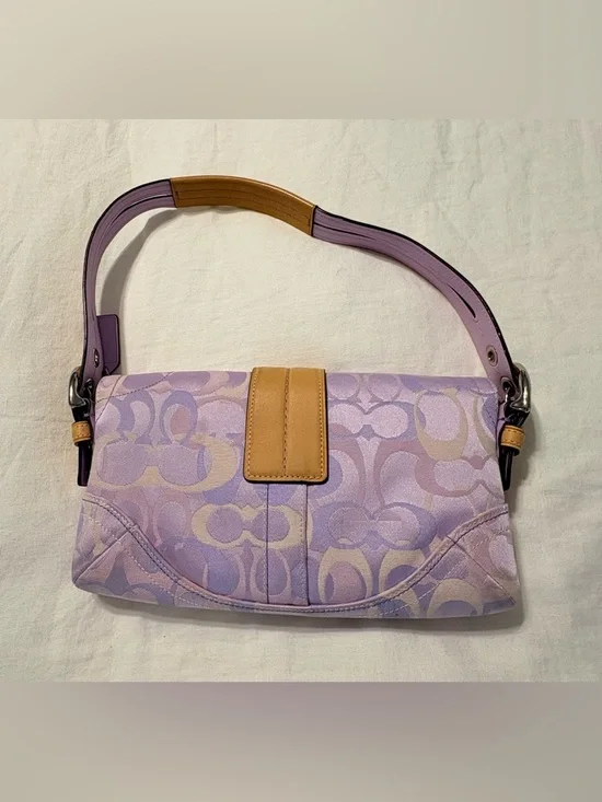 Coach Lavender Signature Jacquard Shoulder Bag with Tan Trim - Picture 2 of 4